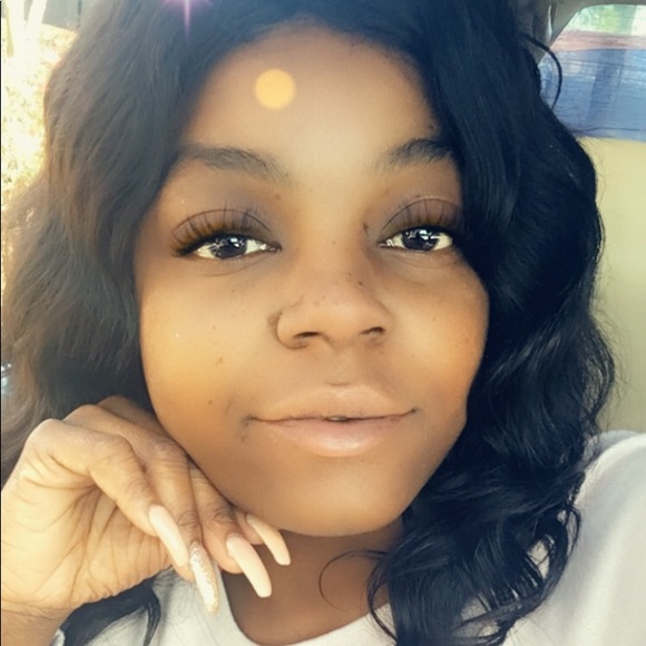 Meet your Posher, Keysha - Picture 1 of 1